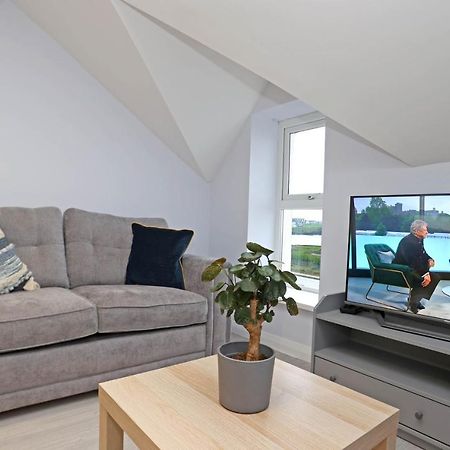 Entire Penthouse Apartment With Sea Views Portrush Eksteriør bilde