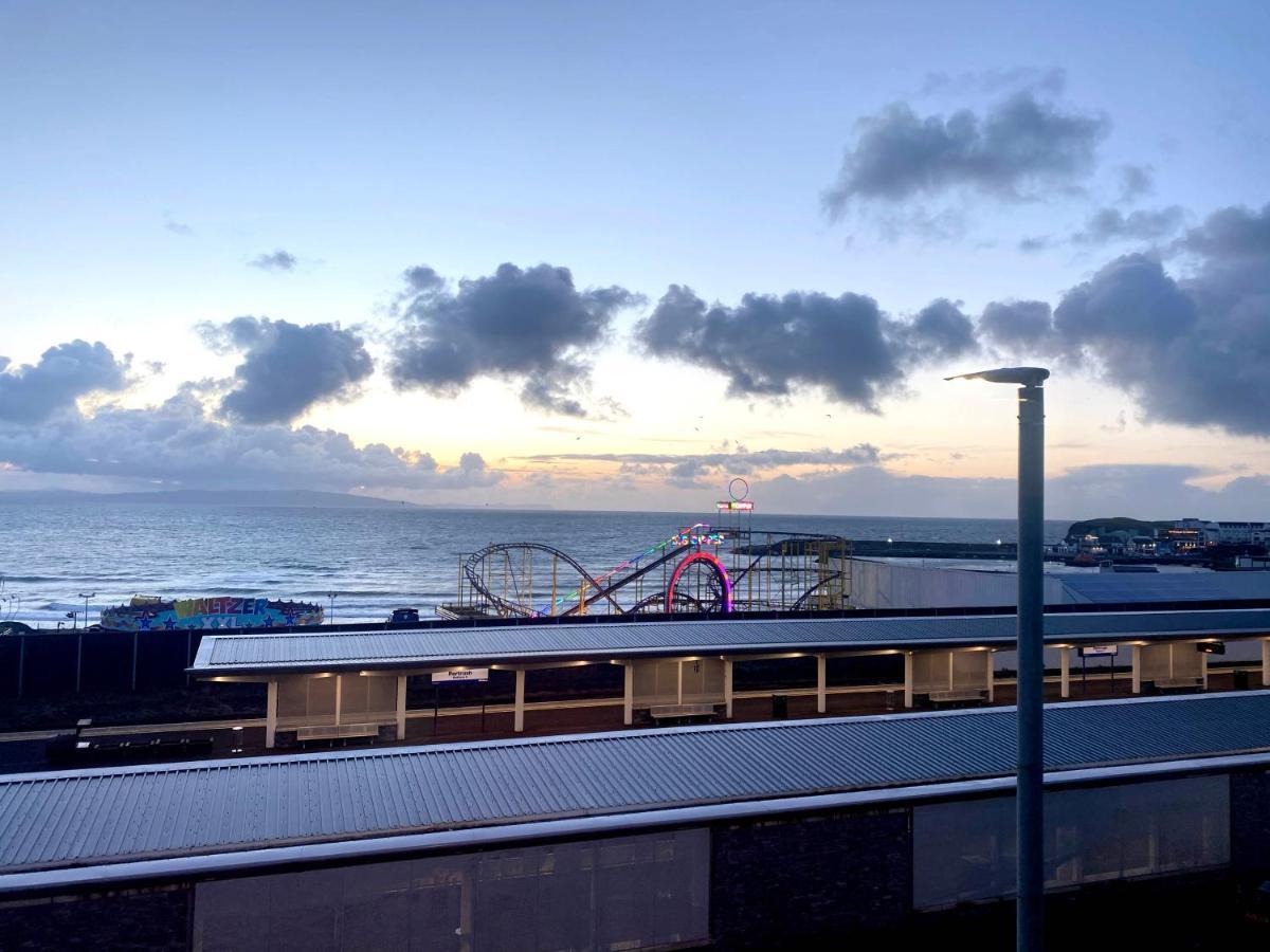 Entire Penthouse Apartment With Sea Views Portrush Eksteriør bilde